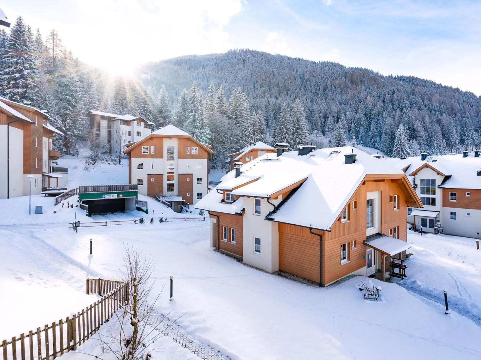 Landal Bad Kleinkirchheim Hotel Exterior photo